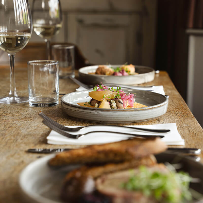row-of-three-meals-sq Row of three meals at the White Horse Baston